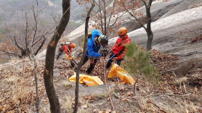 민관 해빙기 낙석예방 작업 실기 서울산악구조대