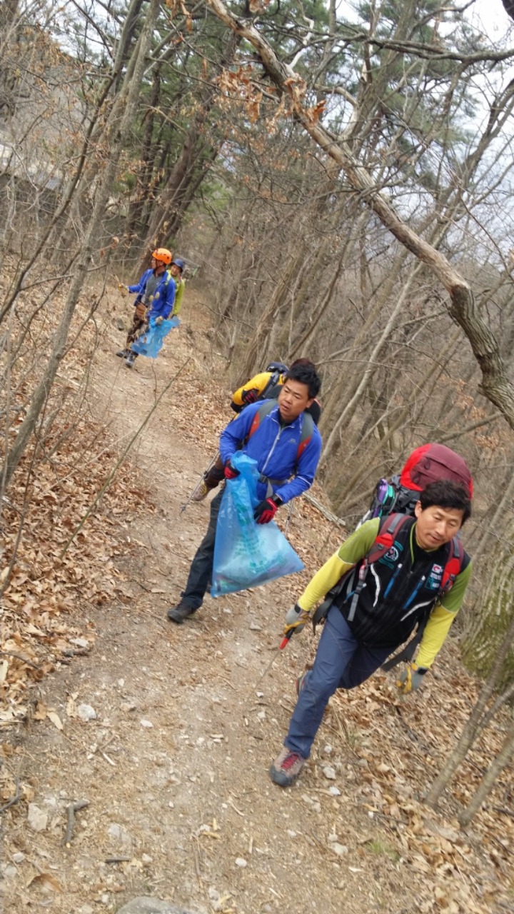 3월금성산정화활동.jpg