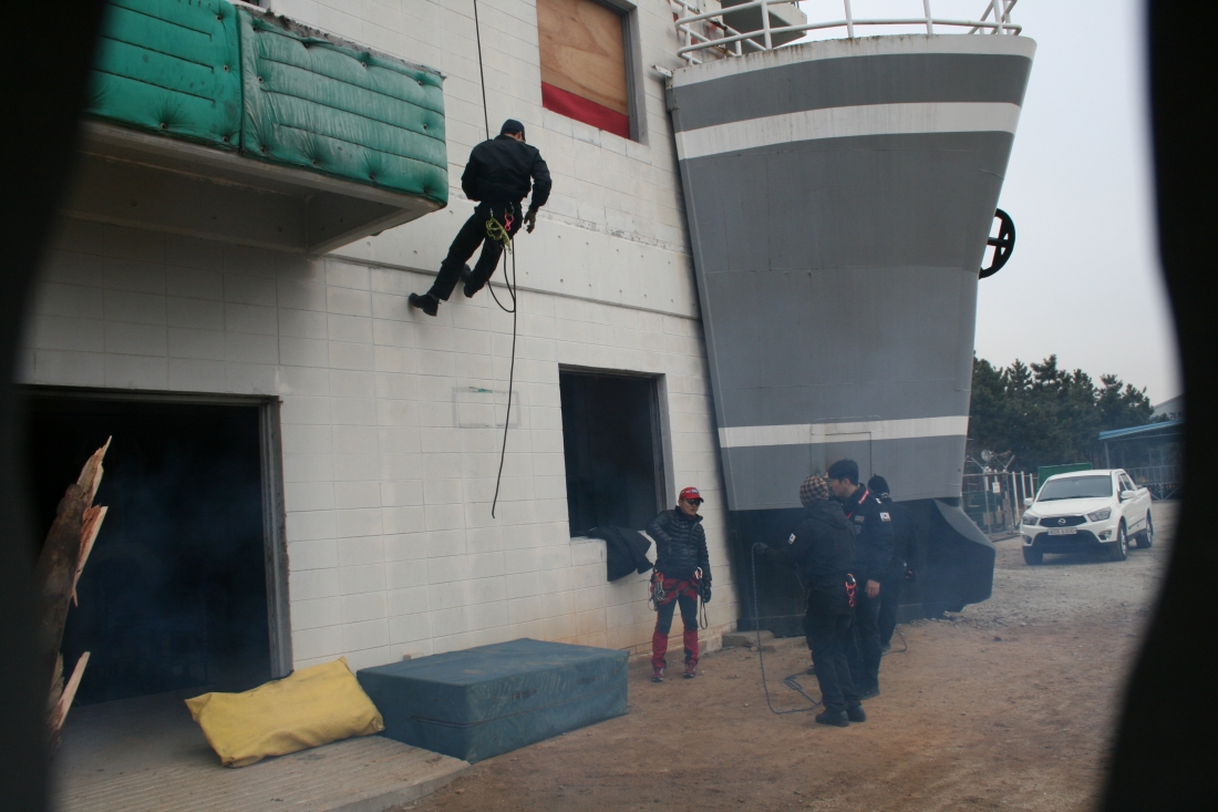 특공대 교육.jpg