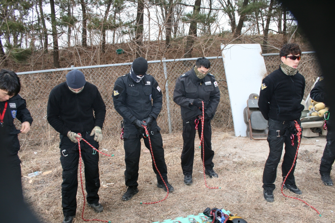 특공대 매듭.jpg